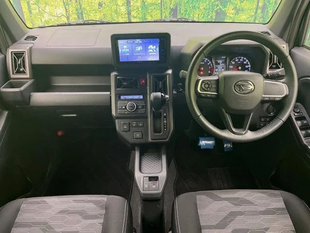 Daihatsu TAFT G　ダーククロム　ベンチャー photo 2