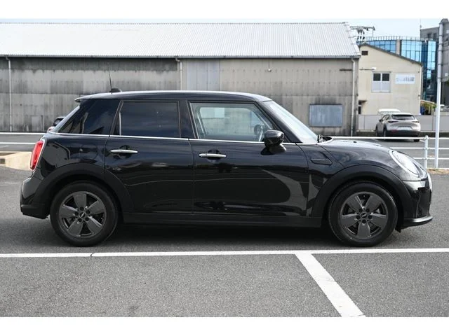Bmw MINI COOPER D 5DOOR ベースグレード photo 4