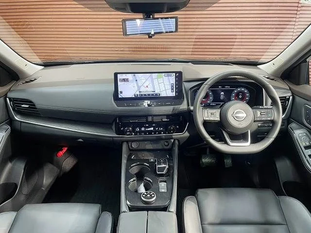Nissan X-TRAIL HYBRID 4WD G　e−4ORCE photo 2