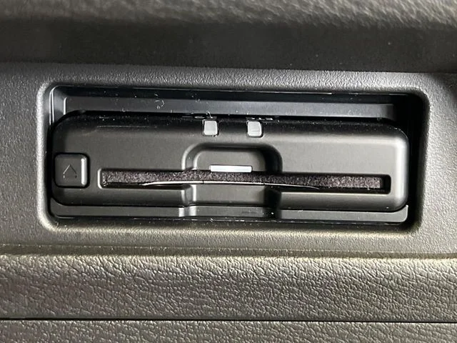 Mitsubishi DELICA MINI G　プレミアム　リミテッドエディション photo 4