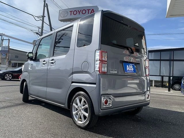 Toyota PIXIS MEGA L　SA　3 photo 2