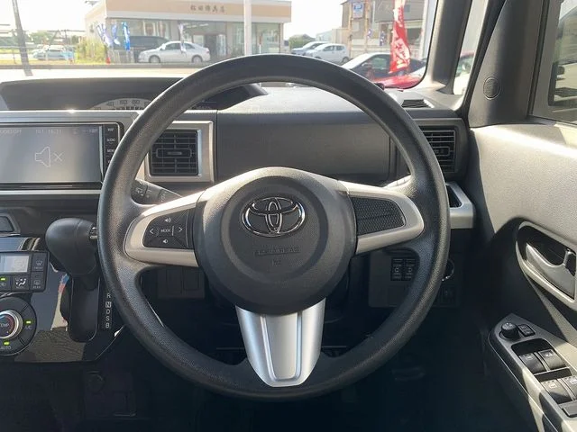 Toyota PIXIS MEGA L　SA　3 photo 4