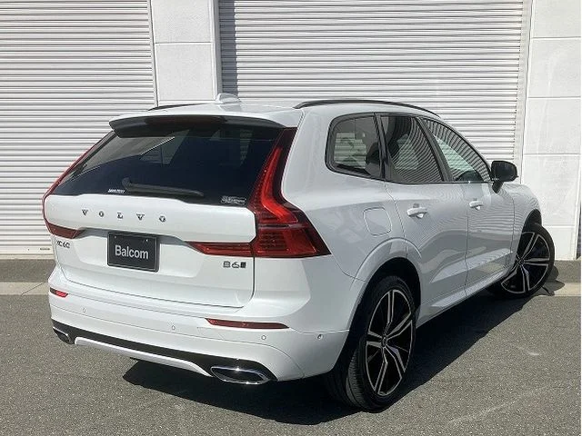 Volvo VOLVO XC60 B6　AWD　Rデザイン photo 2