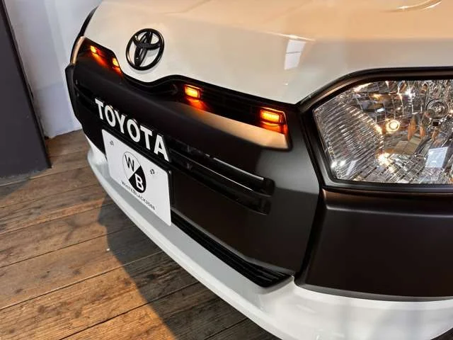 Toyota PROBOX van HYBRID GL photo 4