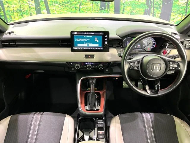 Honda VEZEL e:HEV プレイ photo 3