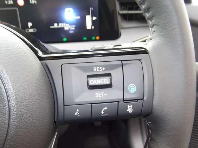 Nissan NOTE 4WD X　FOUR photo 4