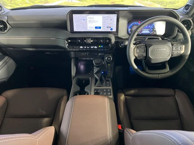 Toyota LANDCRUISER 250 ZX photo 3