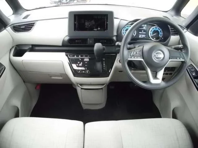 Nissan ROOX 4WD X photo 3