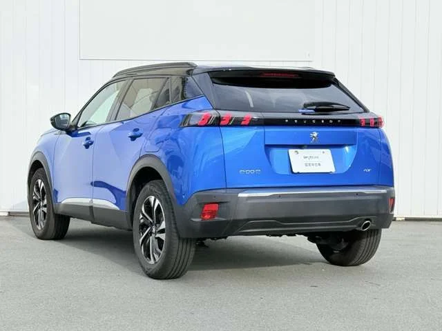 Peugeot PEUGEOT 2008 GT　ブルーHDi photo 3