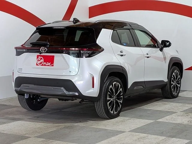 Toyota YARIS CROSS HYBRID Z　アドベンチャー photo 3