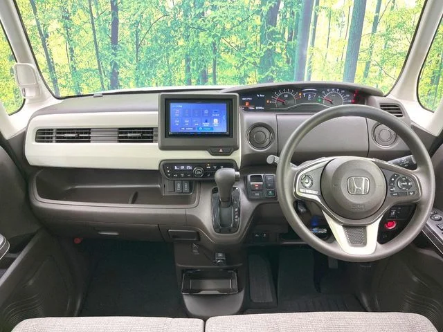 Honda N BOX L photo 2