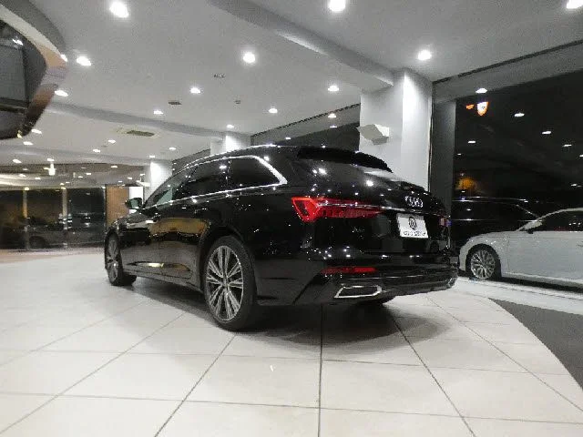 Audi AUDI A6 AVANT 55TFSIクワトロ　デビューパッケージ photo 4