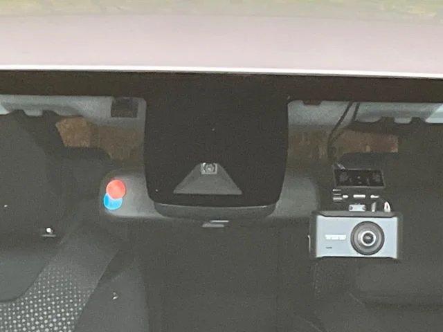 Toyota PRIUS S photo 3