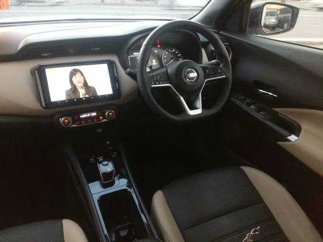 Nissan KICKS X　FOUR　ツートーンインテリアEd photo 2