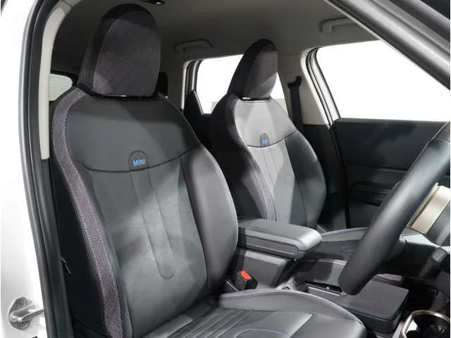 Bmw MINI COUNTRYMAN C photo 4