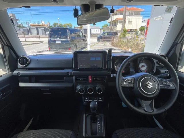 Suzuki JIMNY SIERRA JC photo 2