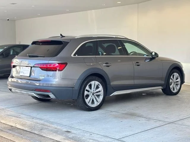 Audi AUDI A4 ALL ROAD QUATTRO ベースグレード photo 3