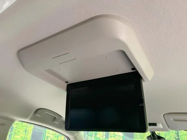 Nissan SERENA WG e−POWER　ハイウェイスター　V photo 4