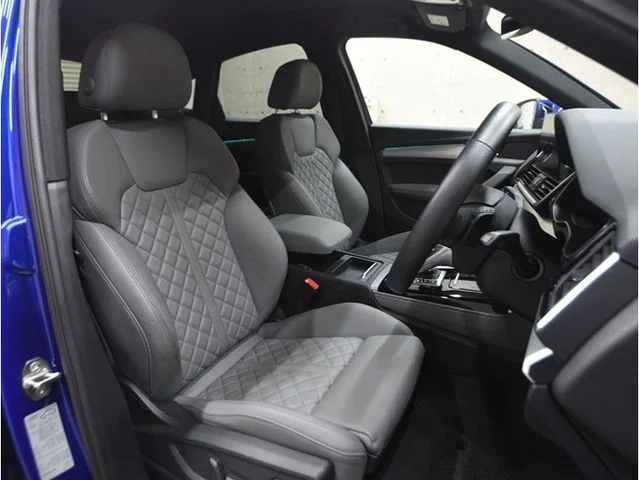 Audi AUDI Q5 SPORTBACK 1st　エディション photo 4