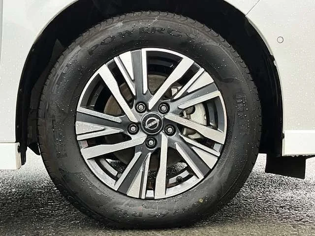 Nissan SERENA WG e−POWER　ハイウェイスター　V photo 4