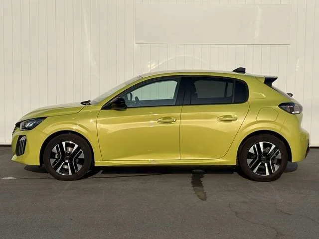 Peugeot PEUGEOT 208 アリュール photo 3