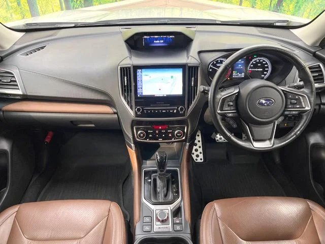 Subaru FORESTER アドバンス photo 2