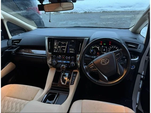 Toyota ALPHARD hybrid 4WD X photo 2