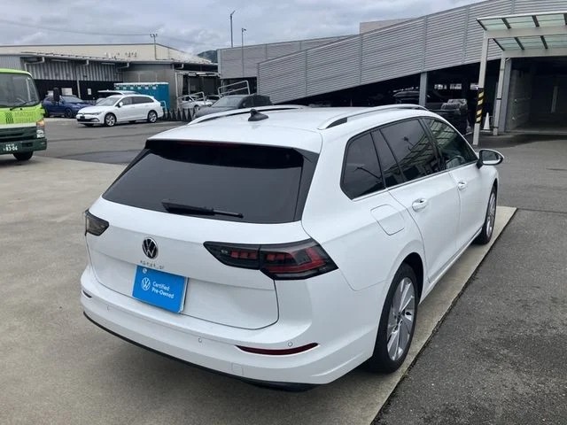 Volkswagen VOLKSWAGEN GOLF VARIANT TDI　アクティブアドバンス photo 3