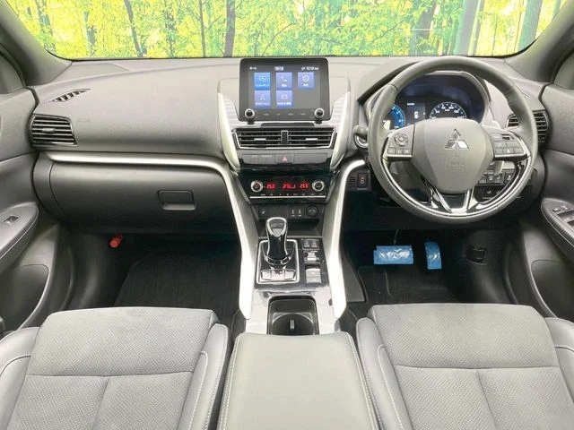 Mitsubishi ECLIPSE CROSS PHEV P photo 2