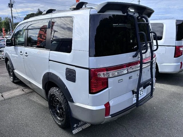 Mitsubishi DELICA D:5 4WD G　パワーパッケージ photo 2