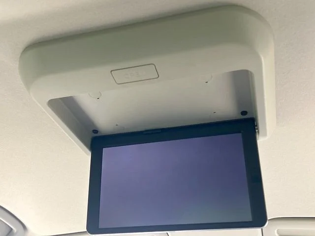 Nissan SERENA WG e−POWER　ハイウェイスター　G photo 4