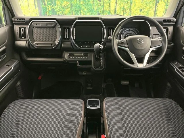 Suzuki HUSTLER Jスタイル photo 2