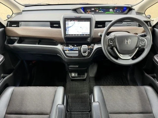 Honda FREED HYBRID クロスター　ホンダセンシング photo 3