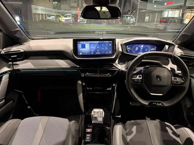 Peugeot PEUGEOT 208 GT　ハイブリッド photo 4