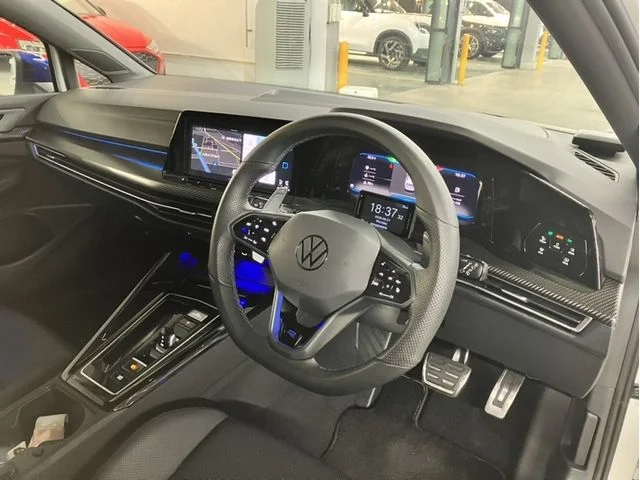 Volkswagen VOLKSWAGEN GOLF R 20イヤーズ photo 2