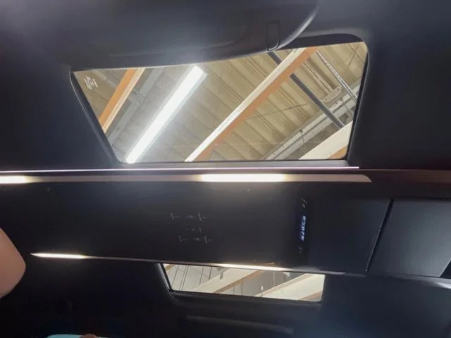 Toyota VELLFIRE 4WD Zプレミア photo 3