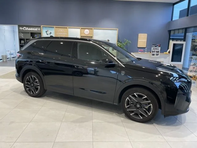 Peugeot PEUGEOT 5008 SUV GT　ハイブリッド photo 2