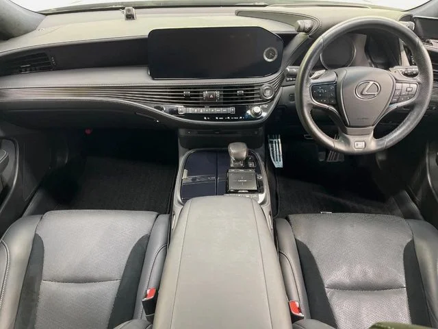 Toyota LEXUS LS500 Fスポーツ photo 2