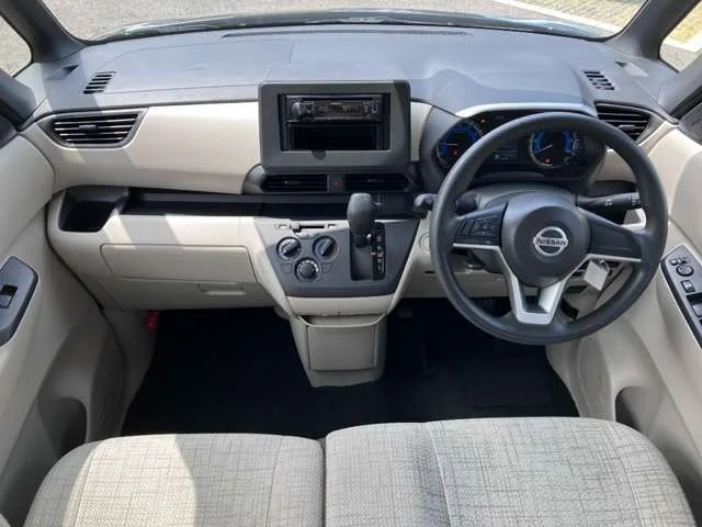 Nissan ROOX S photo 2