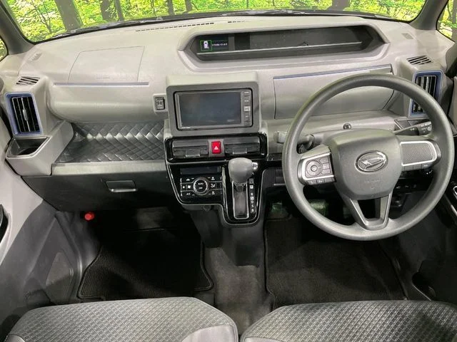Daihatsu TANTO CUSTOM X photo 2