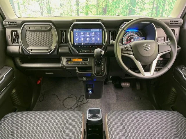 Suzuki HUSTLER Jスタイル photo 2