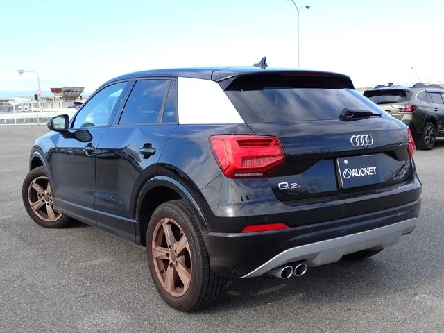 Audi AUDI Q2 35　TDI　スポーツ photo 3