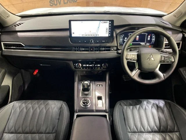Mitsubishi OUTLANDER PHEV P photo 2