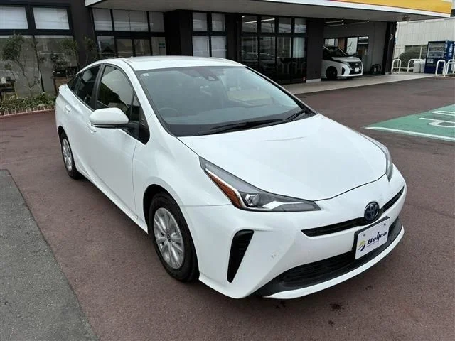 Toyota PRIUS 4WD S photo 3