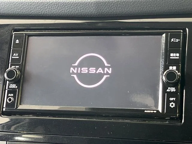Nissan X-TRAIL 2WD 20Xi photo 3
