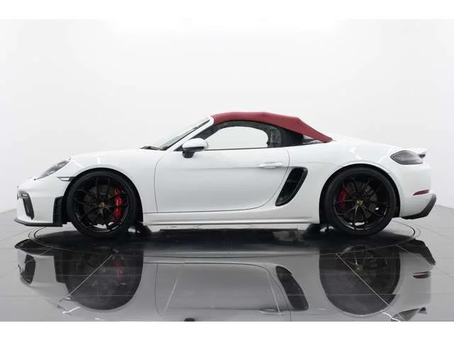 Porsche PORSCHE 718Spyder ベースグレード photo 3