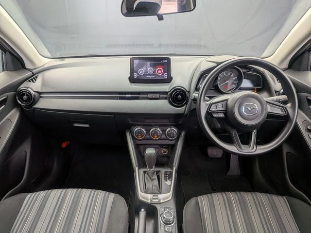 Mazda MAZDA2 15S　スマートエディション photo 3