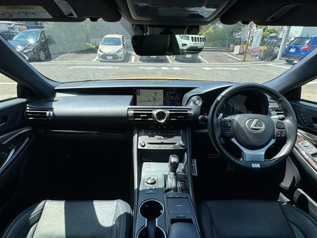 Toyota LEXUS RC300 Fスポーツ photo 4