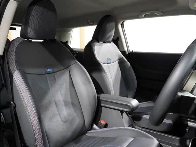 Bmw MINI COOPER C photo 4
