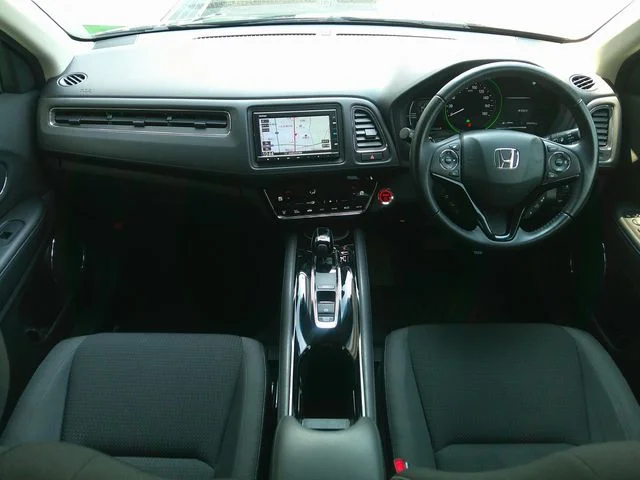 Honda VEZEL HYBRID 4WD X　ホンダセンシング photo 2